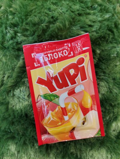 Растворимый напиток Yupi манго 15гр