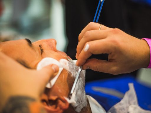 6 советов, как избежать порезов при использовании опасной бритвы